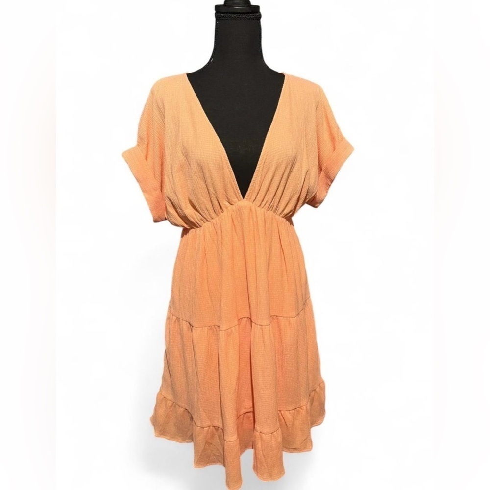 She Sky NWT Women’s Peach V-Neck Short Sleeve Dress Size Medium Soft Spring